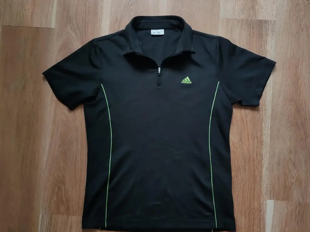 Polera deportiva ADIDAS