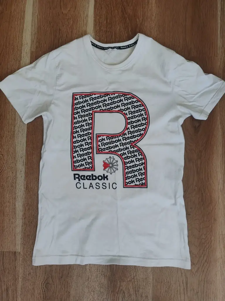 Polera Reebok